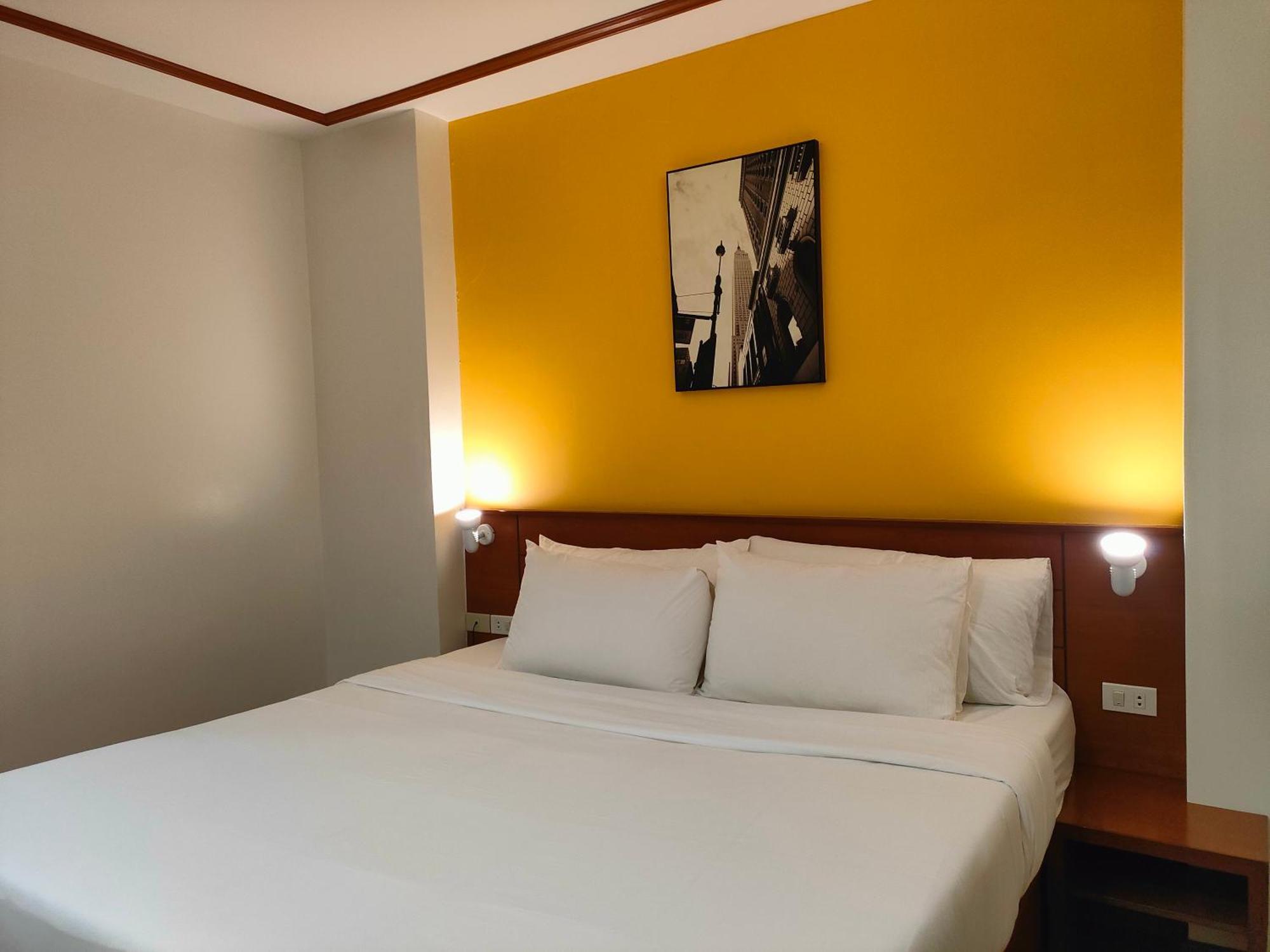 Lavie Hotel Виган Экстерьер фото